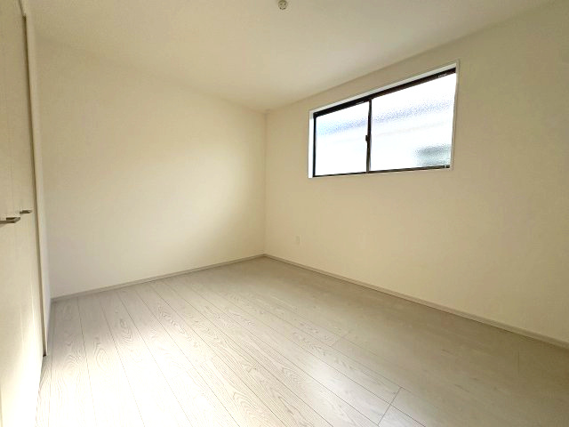 【子供部屋】 | 福岡市東区美和台4丁目5期　2号棟（全2棟）【仲介手数料無料・0円】 | 現地写真。