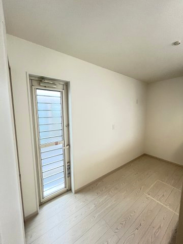 【キッチン】 | 福岡市東区美和台4丁目5期　2号棟（全2棟）【仲介手数料無料・0円】 | 現地写真。