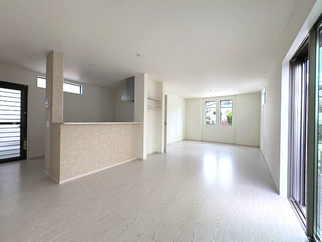 【外観】 | 福岡市東区美和台4丁目5期　2号棟（全2棟）【仲介手数料無料・0円】 | 現地写真。同じ物件を見るなら、プラス不動産販売にお任せ下さい。