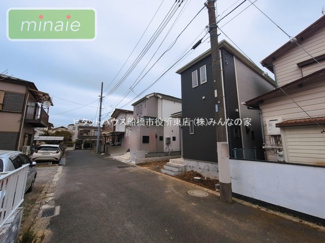 【外観】 | 保育園8分　小学校11分　コンビニ3分　習志野台　2区画　B号棟　 | 洗練されたデザインが映える外観です。