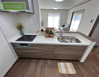 【キッチン】 | 保育園8分　小学校11分　コンビニ3分　習志野台　2区画　B号棟　 | 使いやすく機能的なシステムキッチンです。同タイプ