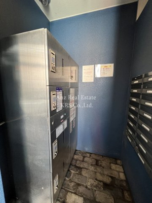 【その他共用部分】 | フォレステージュ西本町 | 大切な荷物をお預かり！宅配ボックスが設置されています！