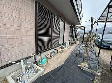 広島市安佐北区亀山南３丁目 西の宮労住協住宅の庭