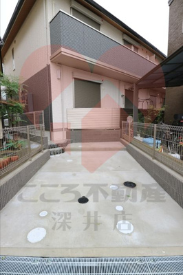 【エントランス】 | シュライクコート