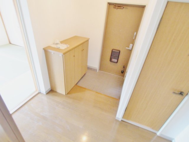 レジデンス木村の玄関