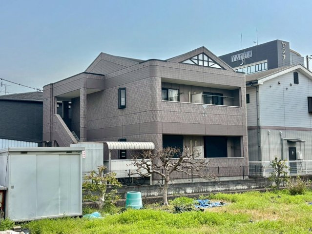 RIVERしらさぎの外観