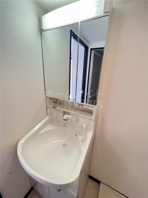 【洗面所】 | S-FORT西九条 | 広い洗面スペース