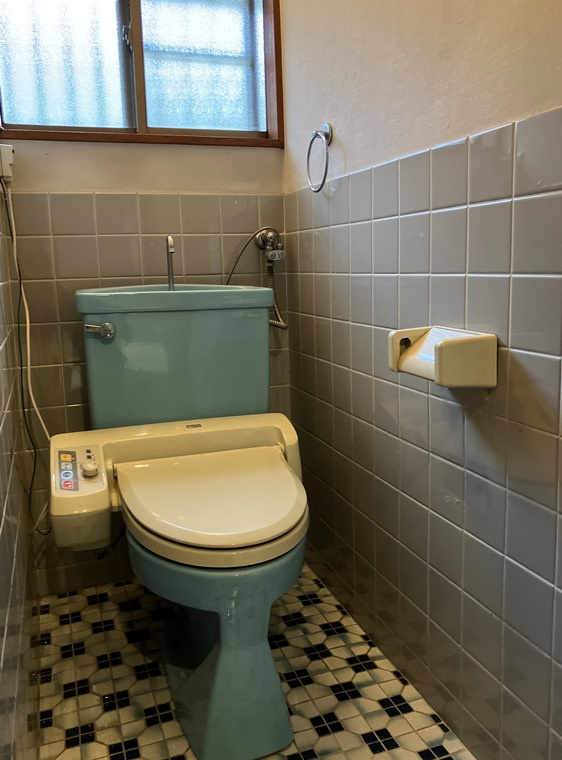 北入曽戸建のトイレ