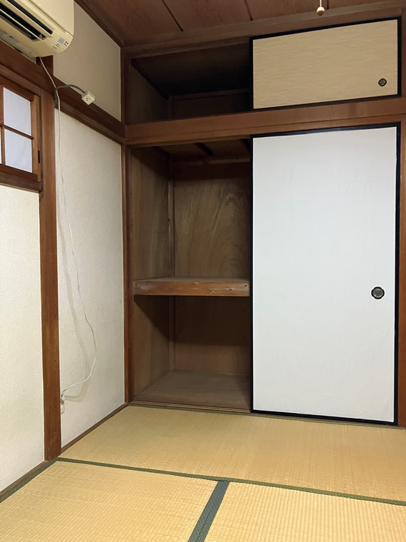 北入曽戸建の収納