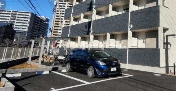 【仲介手数料：50％OFF】対象物件！の駐車場