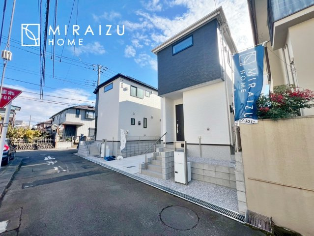 【外観】 | 居心地の良さそうなリラックスできる空間。独立性のある建物ですので、ご自分の時間を大切にしたご家族様にぴったりです！