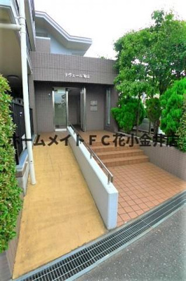 【エントランス】 | リヴェール滝山