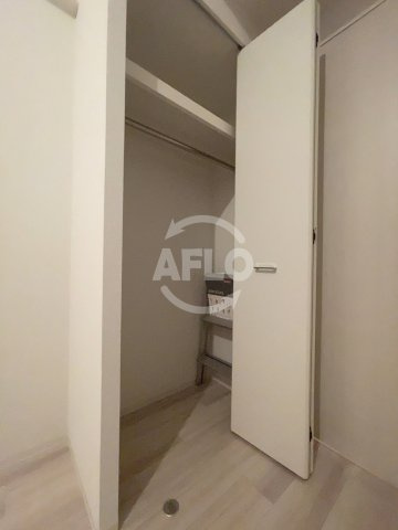 セレニテ難波プリエの収納|セレニテ難波プリエ　クローゼット