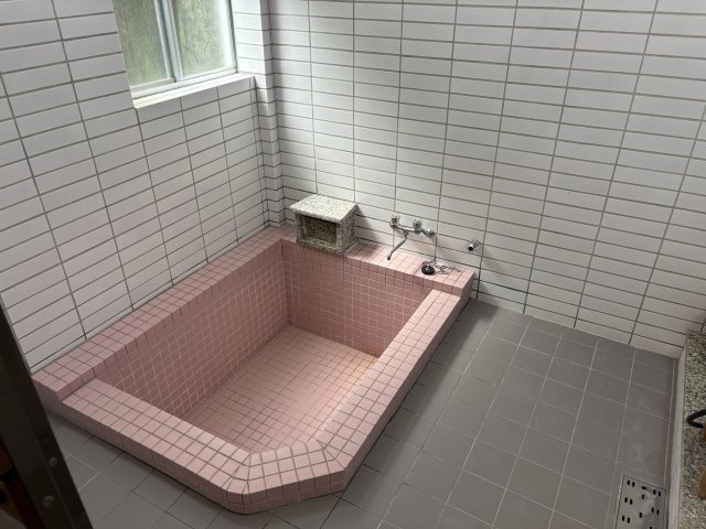 果樹園別荘地の浴室