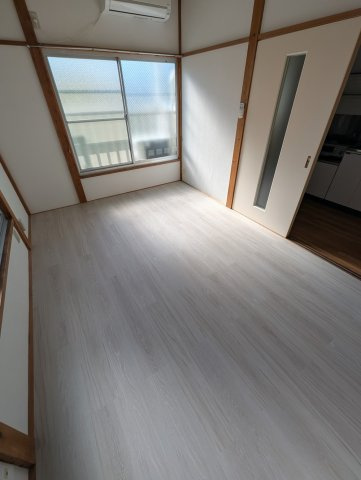 【居間・リビング】