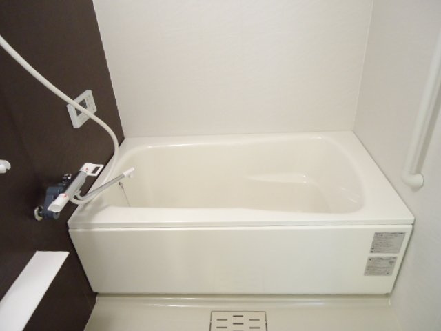 ロイヤルシャトーの浴室|バス