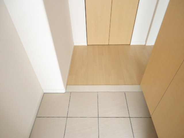 ロイヤルシャトーの玄関|玄関