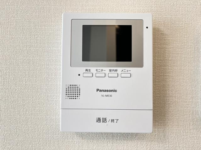 Familie A （ファミリエA）の内装|カメラ付インターホン