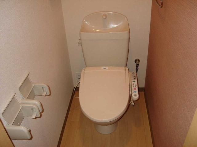 アクアブローのトイレ|シャワー付トイレ