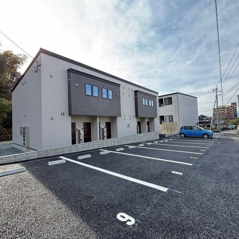 セレン神園の外観