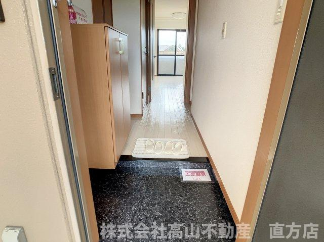 メゾンド・エスペランスⅢの玄関