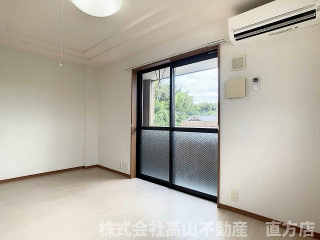 メゾンド・エスペランスⅢの居間・リビング