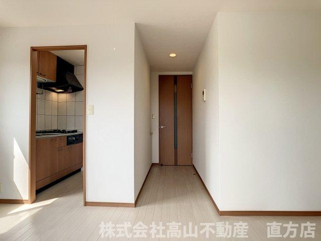 メゾンド・エスペランスⅢの居間・リビング