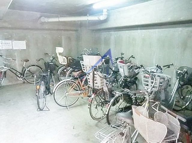 三高・サンスクエアのその他共用部分|駐輪場です。