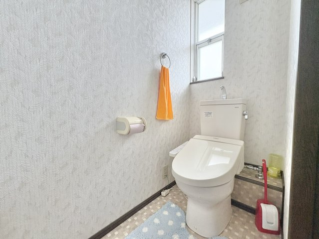 日立市川尻町　中古戸建のトイレ