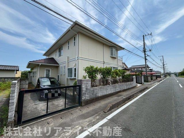日立市川尻町　中古戸建の前面道路含む現地写真