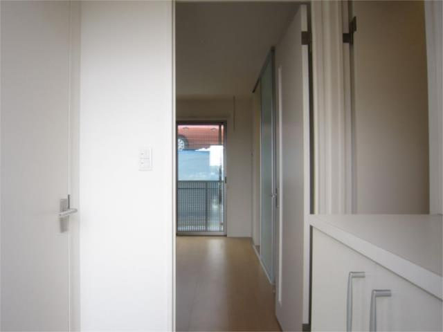 川崎市多摩区西生田３丁目のアパートの玄関