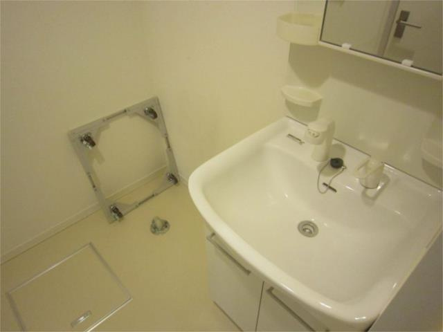 川崎市多摩区西生田３丁目のアパートの洗面所