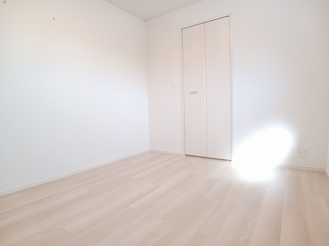 エスペランサ中仁野Ⅸの居間・リビング