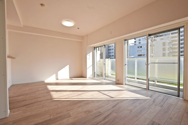 マンション西宮原の居間・リビング