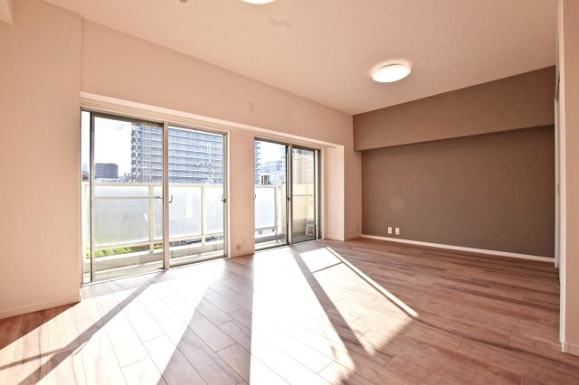 マンション西宮原の居間・リビング