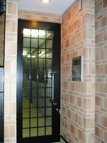 シャイニーソフト新宿落合Ａのセキュリティ|オートロック完備◎