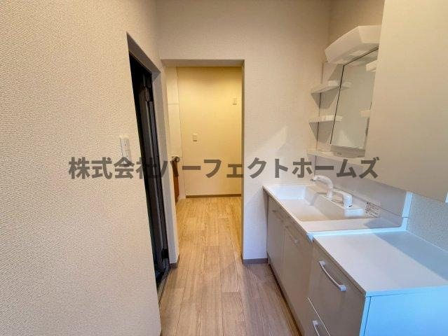 西禁野2丁目戸建　賃貸の内装|おしゃれな内装です