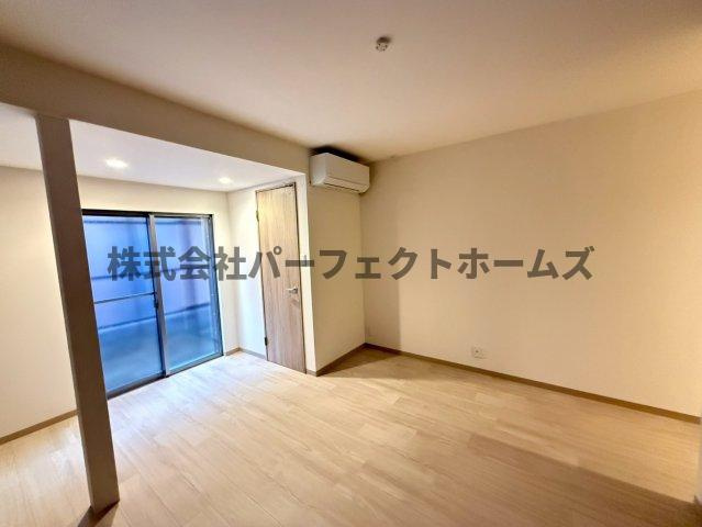 西禁野2丁目戸建　賃貸の洋室|明るい洋室です