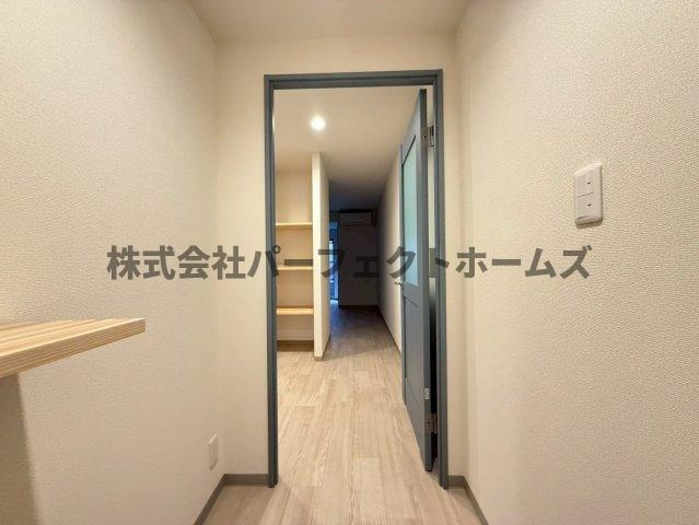 西禁野2丁目戸建　賃貸の内装|明るい室内です