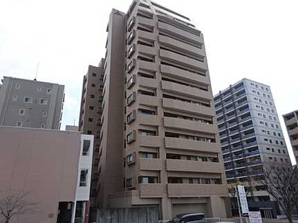 クレアシティ段原リバーパークの外観