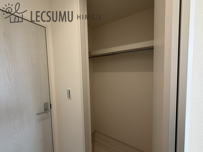 姫路市白浜町宇佐崎北１丁目/新築戸建の収納