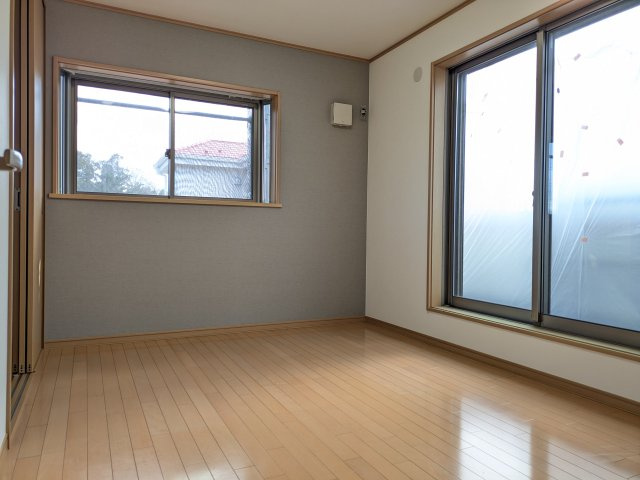 【洋室】 | 緑区平山町　中古戸建