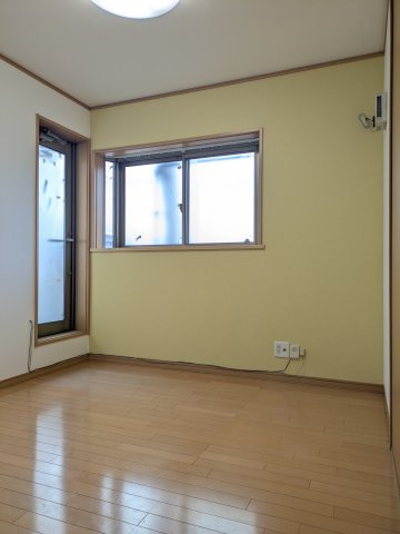 【洋室】 | 緑区平山町　中古戸建