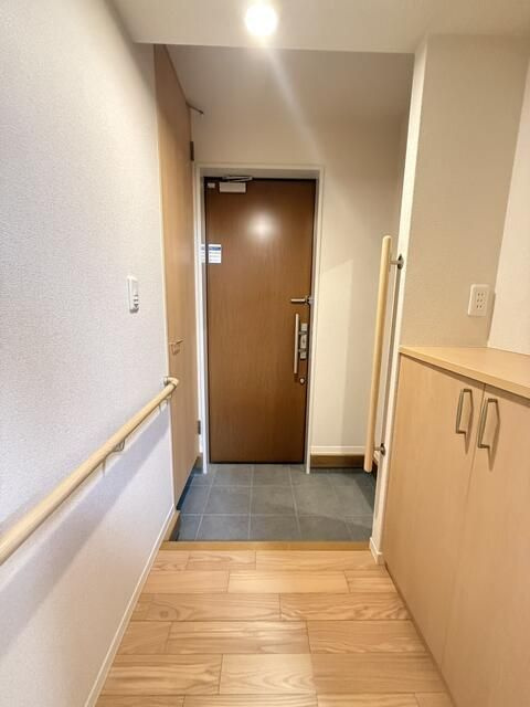 ＳＥレジナス瑞江の玄関