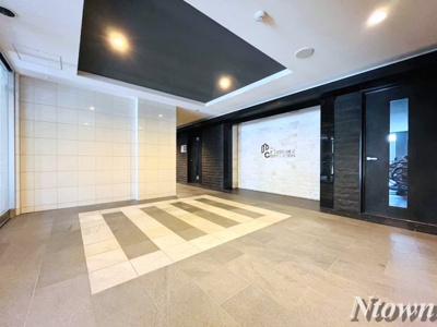 【ロビー】 | プレサンスNAGOYAファスト | 建物の内部です