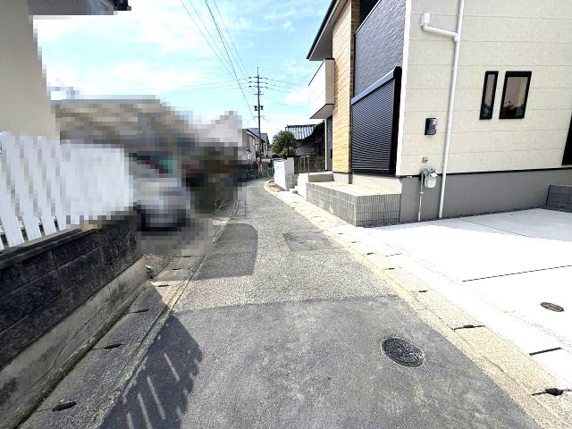 【その他】 | 福岡市南区皿山1丁目1期　1号棟（全1棟）【仲介手数料無料・0円】 | 現地写真。前面道路です。