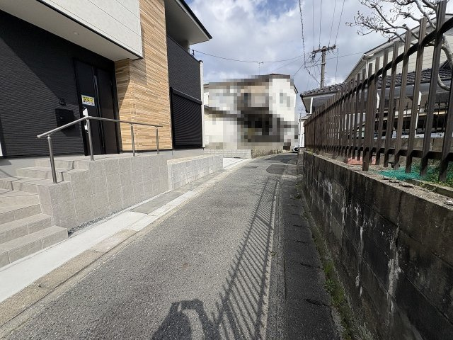 【その他】 | 福岡市南区皿山1丁目1期　1号棟（全1棟）【仲介手数料無料・0円】 | 現地写真。前面道路です。