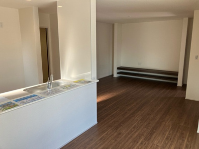 【居間・リビング】 | 姫路市広畑区西蒲田第８期／全２棟