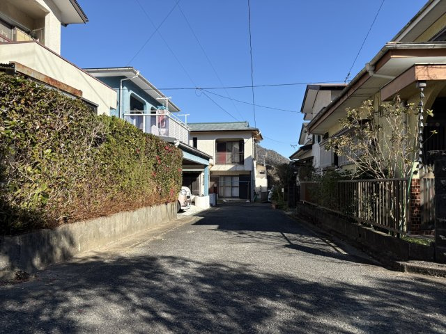 下田市　吉佐美の前面道路含む現地写真