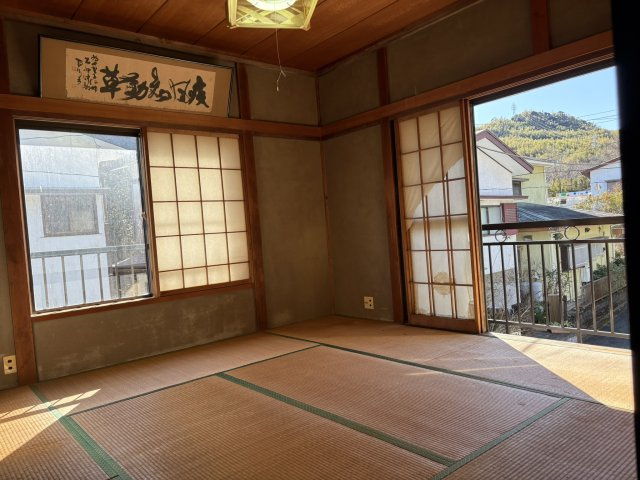 下田市　吉佐美の和室
